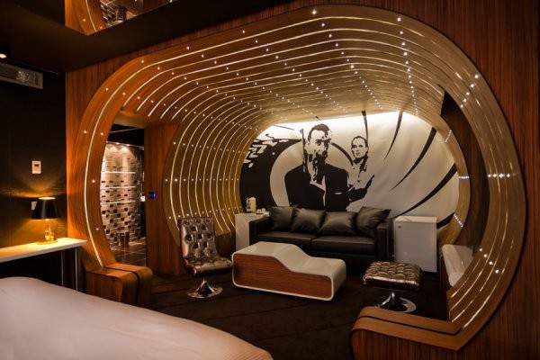 18. The James Bond Suite – Hotel Seven (Paris, France)