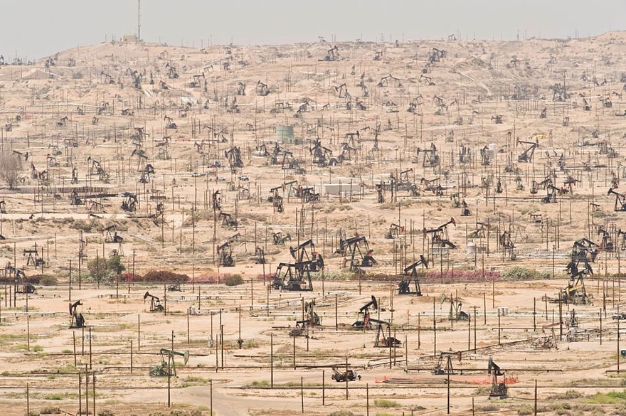 18. Ken River Oil Field, California