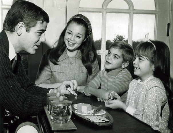 7-Year-Old George Clooney With His Family In 1968