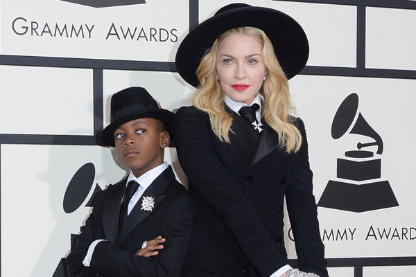Madonna, his son David and her twins