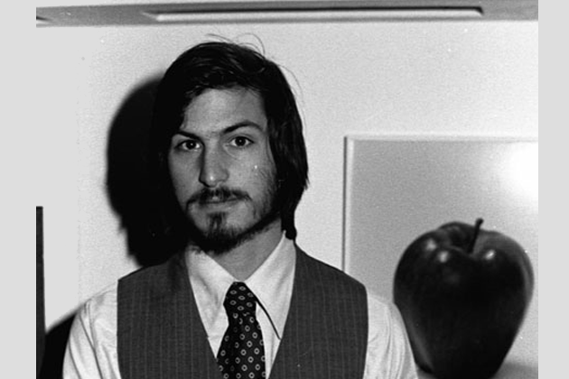 Steve Jobs met his real parents until he grew up
