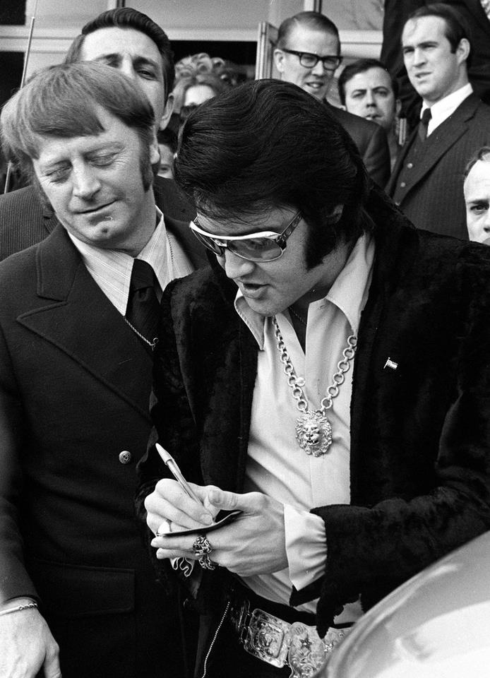 What does the signature of Elvis Presley mean?