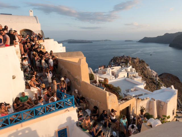 What does Santorini really looks like?