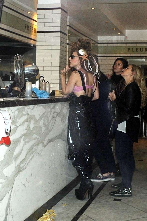Lady Gaga ordering at a restaurant