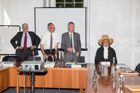 The body of Jeremy Bentham is present at all meetings of the University of London