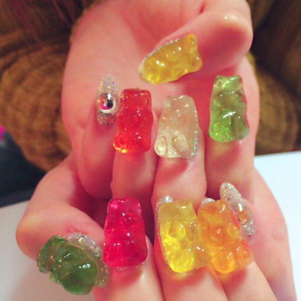 Gummy bear nails!